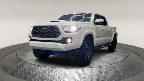 More photos of 2021 Toyota Tacoma TRD Sport at Autos Direct Manassas, VA