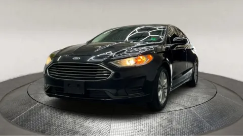 More photos of 2020 Ford Fusion SE at Autos Direct Manassas, VA