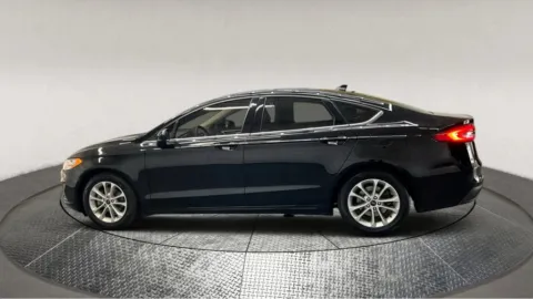More photos of 2020 Ford Fusion SE at Autos Direct Manassas, VA