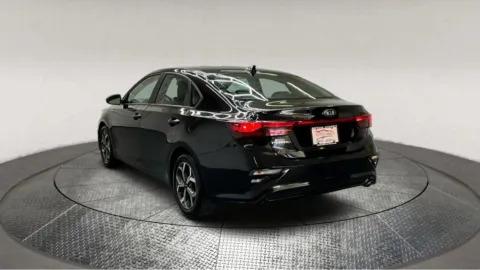 More photos of 2021 Kia Forte LXS at Autos Direct Manassas, VA