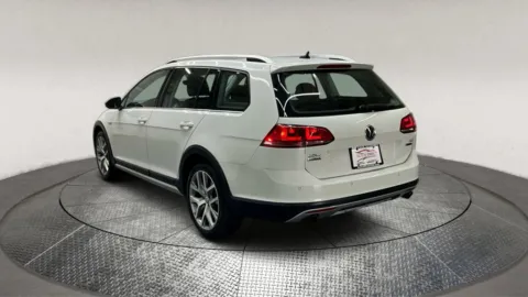 More photos of 2017 Volkswagen Golf Alltrack TSI SEL at Autos Direct Manassas, VA