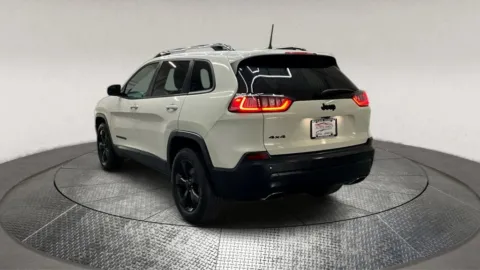 More photos of 2019 Jeep Cherokee Altitude at Autos Direct Manassas, VA
