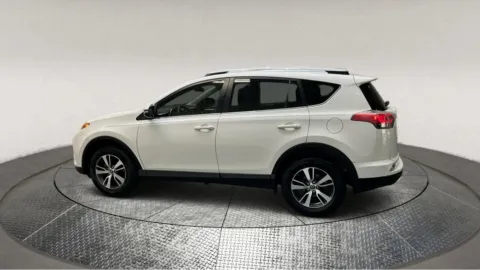 More photos of 2018 Toyota RAV4 at Autos Direct Manassas, VA