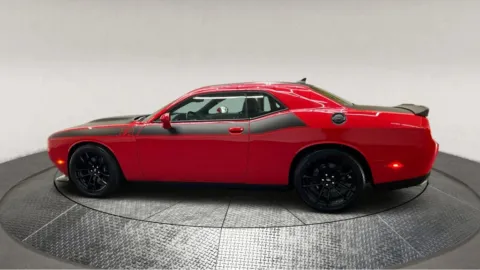 More photos of 2022 Dodge Challenger R/T at Autos Direct Manassas, VA