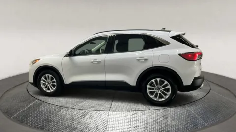 More photos of 2020 Ford Escape SE at Autos Direct Manassas, VA