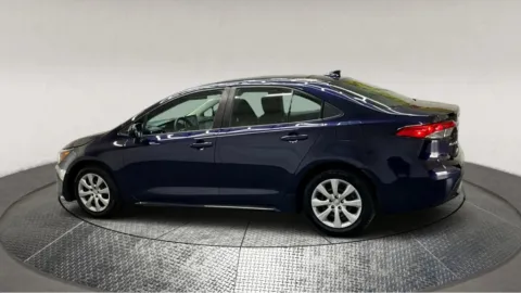 More photos of 2021 Toyota Corolla LE at Autos Direct Manassas, VA