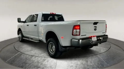 More photos of 2022 Ram 3500 Big Horn at Autos Direct Manassas, VA