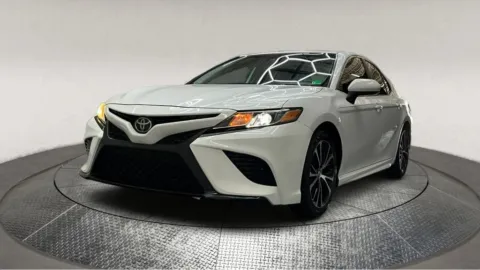 More photos of 2019 Toyota Camry L at Autos Direct Manassas, VA