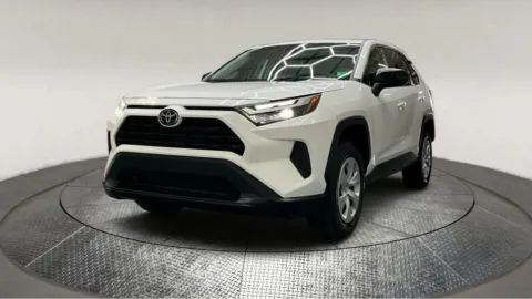 More photos of 2023 Toyota RAV4 LE at Autos Direct Manassas, VA