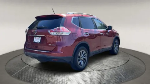 Another view of 2016 Nissan Rogue SL for sale in Manassas, VA at Autos Direct Manassas