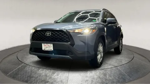 More photos of 2022 Toyota Corolla Cross LE at Autos Direct Manassas, VA
