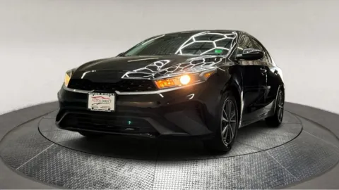 Another view of 2022 Kia Forte LXS for sale in Manassas, VA at Autos Direct Manassas
