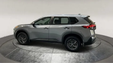 More photos of 2021 Nissan Rogue S at Autos Direct Manassas, VA