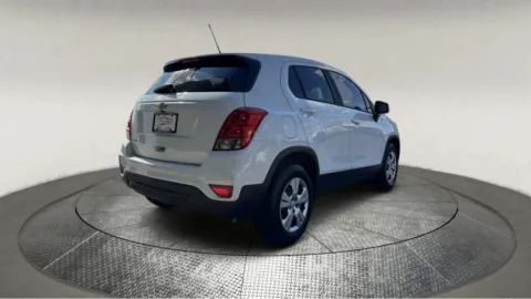 More photos of 2018 Chevrolet Trax LS at Autos Direct Manassas, VA