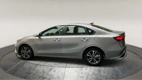 More photos of 2024 Kia Forte LXS at Autos Direct Manassas, VA