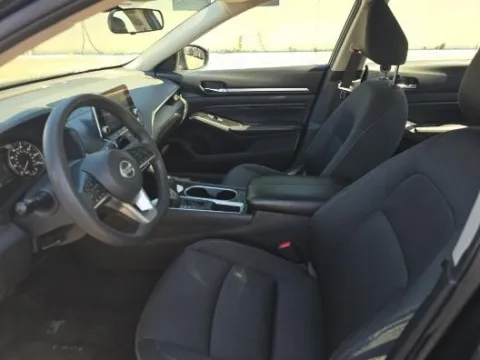 Photos of 2021 Nissan Altima 2.5 SV for sale in Manassas, VA at Autos Direct Manassas