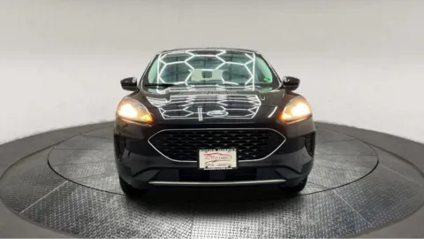 Another view of 2021 Ford Escape Hybrid SE for sale in Manassas, VA at Autos Direct Manassas