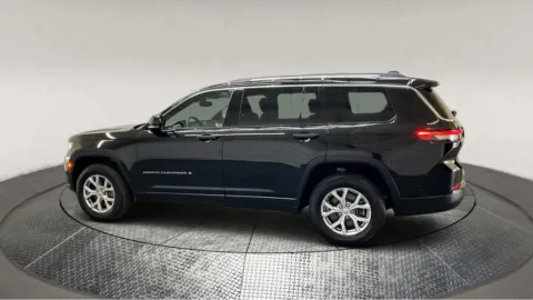 More photos of 2022 Jeep Grand Cherokee L Limited at Autos Direct Manassas, VA