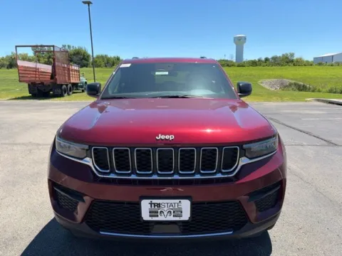 Photos of 2026 Jeep Grand Cherokee Laredo for sale in Maryville, MO at Tri-State Chrysler Dodge Jeep RAM