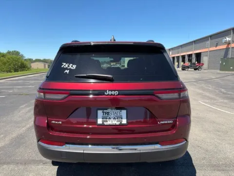 More photos of 2026 Jeep Grand Cherokee Laredo at Tri-State Chrysler Dodge Jeep RAM, MO