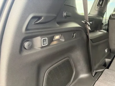 More photos of 2026 Jeep Grand Cherokee L Limited at Tri-State Chrysler Dodge Jeep RAM, MO