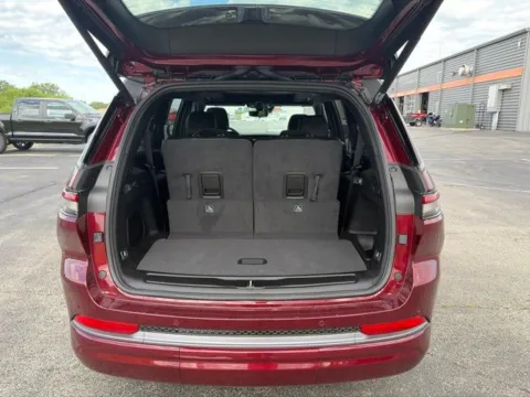 More photos of 2026 Jeep Grand Cherokee L Limited at Tri-State Chrysler Dodge Jeep RAM, MO