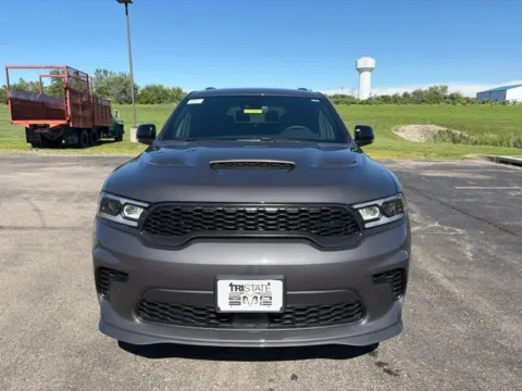 Photos of 2026 Dodge Durango GT Premium HEMI V8 for sale in Maryville, MO at Tri-State Chrysler Dodge Jeep RAM
