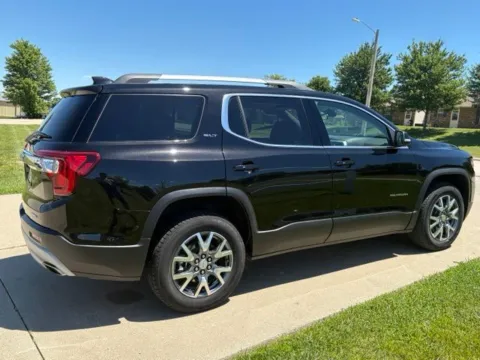 More photos of 2023 GMC Acadia SLT at Tri-State Chrysler Dodge Jeep RAM, MO