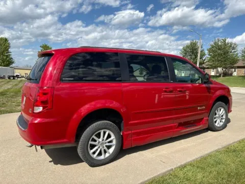 More photos of 2014 Dodge Grand Caravan SXT at Tri-State Chrysler Dodge Jeep RAM, MO