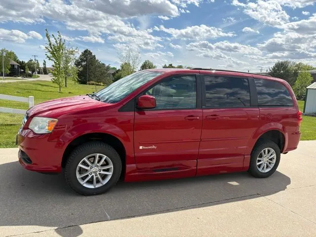 Red 2014 Dodge Grand Caravan SXT for sale in Maryville, MO