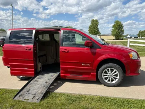 More photos of 2014 Dodge Grand Caravan SXT at Tri-State Chrysler Dodge Jeep RAM, MO