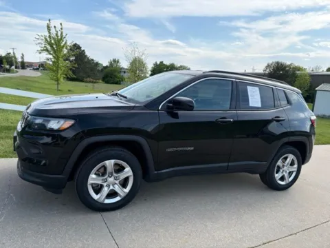 Black 2023 Jeep Compass Latitude for sale in Maryville, MO