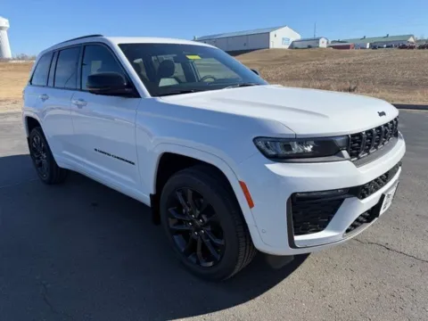 Another view of 2026 Jeep Grand Cherokee Limited Reserve for sale in Maryville, MO at Tri-State Chrysler Dodge Jeep RAM