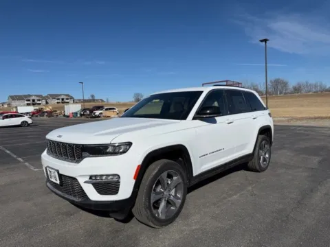 White 2025 Jeep Grand Cherokee Limited for sale in Maryville, MO