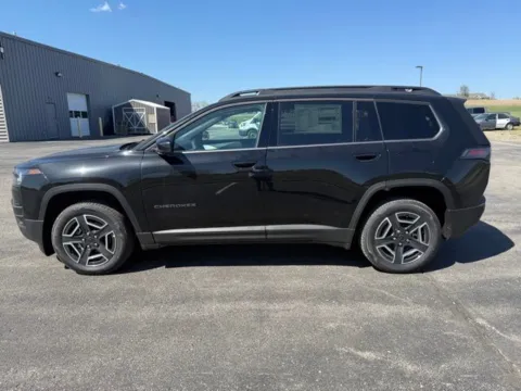 More photos of 2026 Jeep Cherokee Limited at Tri-State Chrysler Dodge Jeep RAM, MO