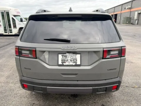 More photos of 2026 Jeep Cherokee Laredo at Tri-State Chrysler Dodge Jeep RAM, MO