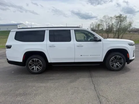 More photos of 2026 Jeep Grand Wagoneer L at Tri-State Chrysler Dodge Jeep RAM, MO