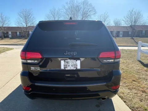 More photos of 2021 Jeep Grand Cherokee Limited at Tri-State Chrysler Dodge Jeep RAM, MO