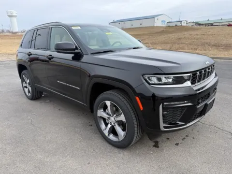 Another view of 2026 Jeep Grand Cherokee Limited for sale in Maryville, MO at Tri-State Chrysler Dodge Jeep RAM