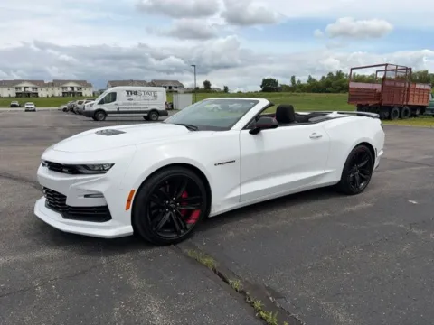 White 2023 Chevrolet Camaro SS for sale in Maryville, MO