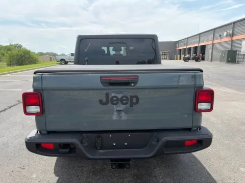 More photos of 2026 Jeep Gladiator Sport S at Tri-State Chrysler Dodge Jeep RAM, MO