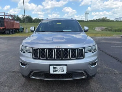 Photos of 2021 Jeep Grand Cherokee Limited for sale in Maryville, MO at Tri-State Chrysler Dodge Jeep RAM