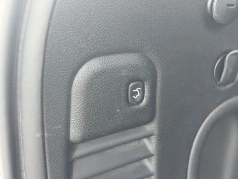 More photos of 2021 Jeep Grand Cherokee Limited at Tri-State Chrysler Dodge Jeep RAM, MO