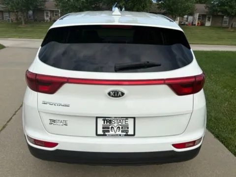 More photos of 2017 Kia Sportage LX at Tri-State Chrysler Dodge Jeep RAM, MO