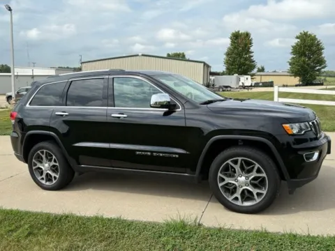Another view of 2019 Jeep Grand Cherokee Limited for sale in Maryville, MO at Tri-State Chrysler Dodge Jeep RAM