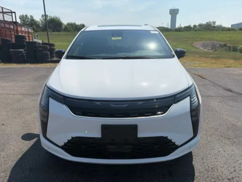 Another view of 2027 Chrysler Pacifica Limited for sale in Maryville, MO at Tri-State Chrysler Dodge Jeep RAM