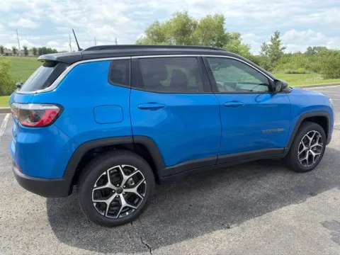 More photos of 2026 Jeep Compass Limited at Tri-State Chrysler Dodge Jeep RAM, MO