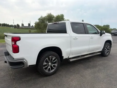 More photos of 2022 Chevrolet Silverado 1500 LT at Tri-State Chrysler Dodge Jeep RAM, MO