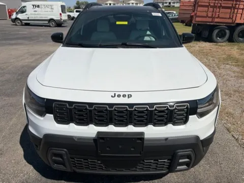 Photos of 2026 Jeep Cherokee Overland for sale in Maryville, MO at Tri-State Chrysler Dodge Jeep RAM