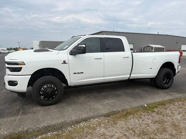 White 2027 Ram 3500 Laramie for sale in Maryville, MO